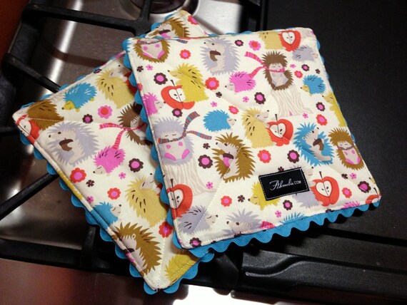 Pot Holder Kitchen Pad Mat Potholder Hare Badger Hedgehog