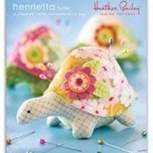 Heather Bailey Henrietta Turtle Pincushion/Toy Sewing Pattern, FREE SHIPPING