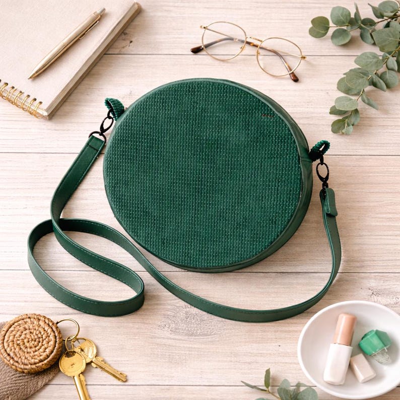 Round bag, crossbody bag, flight bag, how to sew a handbag, large bag, pdf pattern, sewing course, shopping bag, small purse image 3