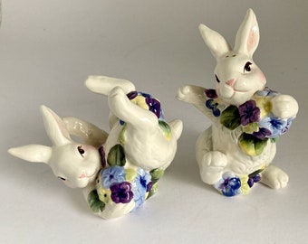 Easter Bunny, salt and peppers, ceramic bunnies, rabbits and flowers, 4x5 inch SP, lavender purple yellow, dining and serving, holiday decor