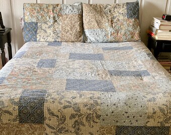Queen size, bedspread, by Linden Street, plus 2 shams, farmhouse decor, country decor, patchwork spread, bedroom or guest room, cotton