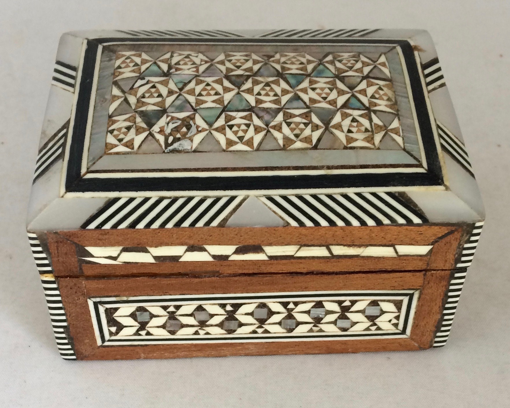 Inlaid Trinket Box Damascus Wood Box Mother Of Pearl 2 Etsy