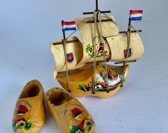 Vintage wooden shoes, wood shoe boat, 5x6" sailing ship, 4" dutch shoes, souvenirs of Holland, marked Hellevoetsluis, children's room,