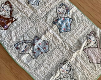 Doll quilt, kitten in basket, 22x33 inches, white green pink, baby room decor, small blanket, wall hanging, 1930s quilt, embroidered accents
