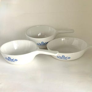 CorningWare Blue Cornflower, Bakeware Set of 3, Vintage pots and pans, 1 Pint and 1.5 Pint Pots, 6.5 Inch pan, Retro Kitchenware