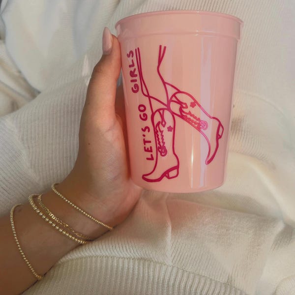 Copos personalizados para despedida de solteira: tema "Let's Go Girls Western"