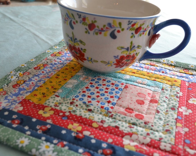 Quilted Log Cabin Mug Rug Snack Mat Mini Quilt Etsy