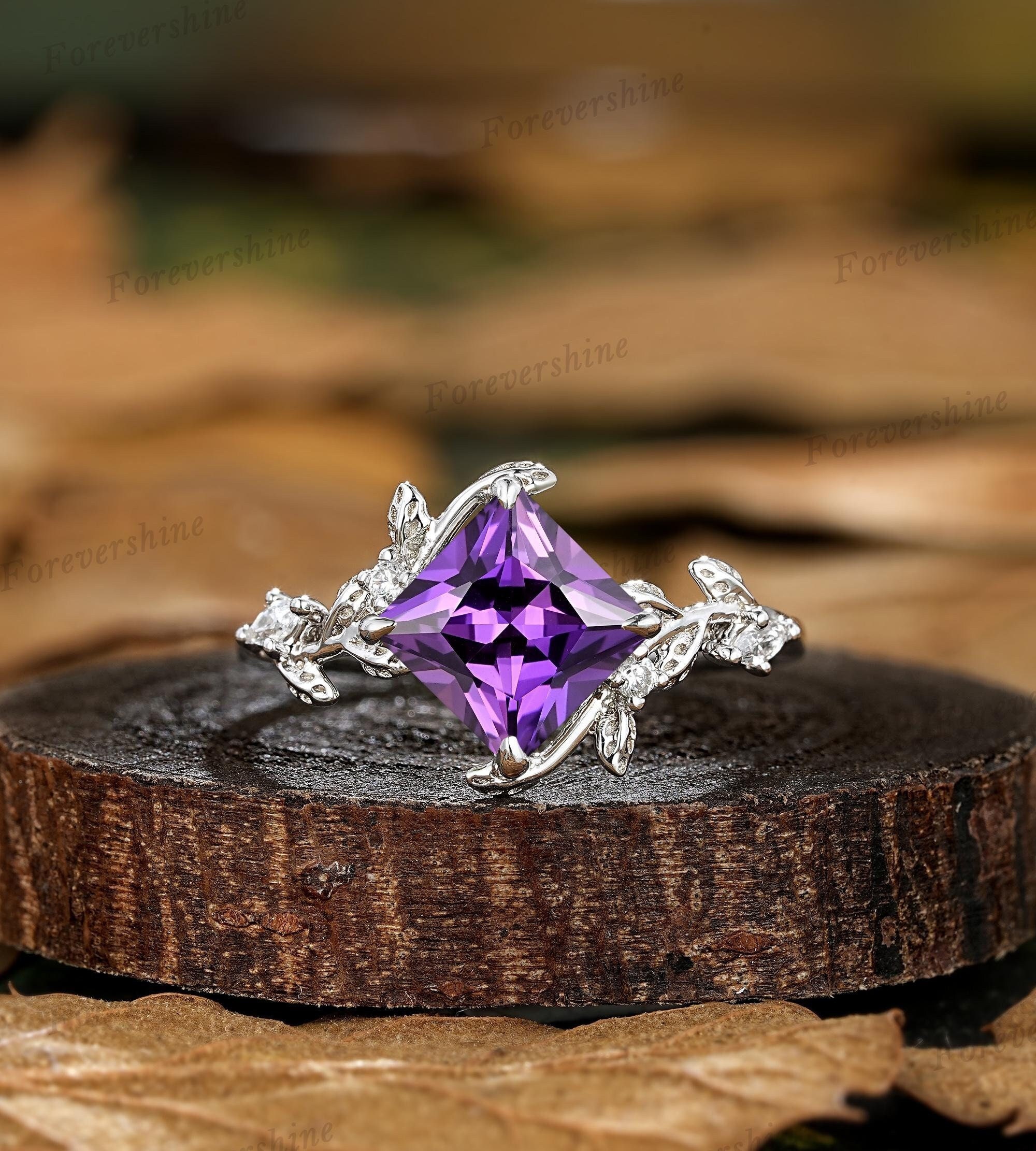 プリンセスカット パープルサファイア エンゲージリング 14K ホワイト