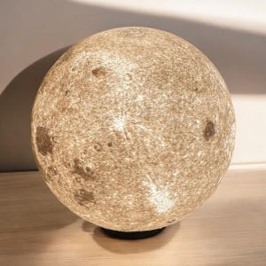 3D Printed Moon Lamp