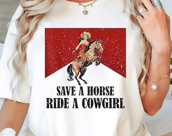 Salva una maglietta da cavalcare con una cowgirl: maglietta Western Rodeo LGBT Pride