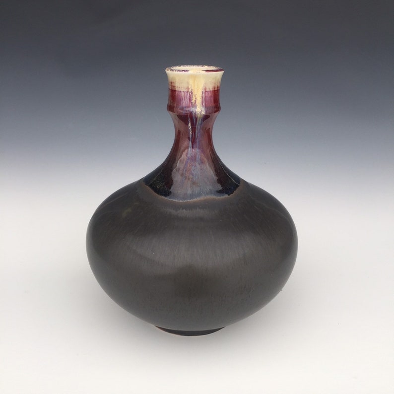 Cremation urn living urn matte black honey red image 6