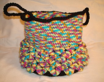 Crocheted Yarn Handbag: Multicolored Design with Crocodile Stitch
