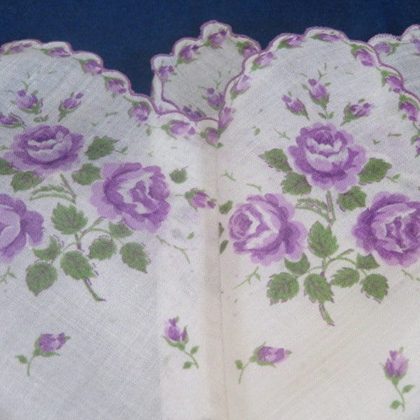 Vintage Hanky Such A Dainty Hankie Lavender Roses On Each Corner Rosebud Border Scalloped Machine Edge Handkerchief