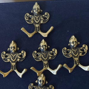 Vintage Brass Cherub Hook Hangers, Angel  Antique Coat hooks, Wall hook, Wall Hanger, Victorian style hooks, Angel Head Coat Putti Hangers