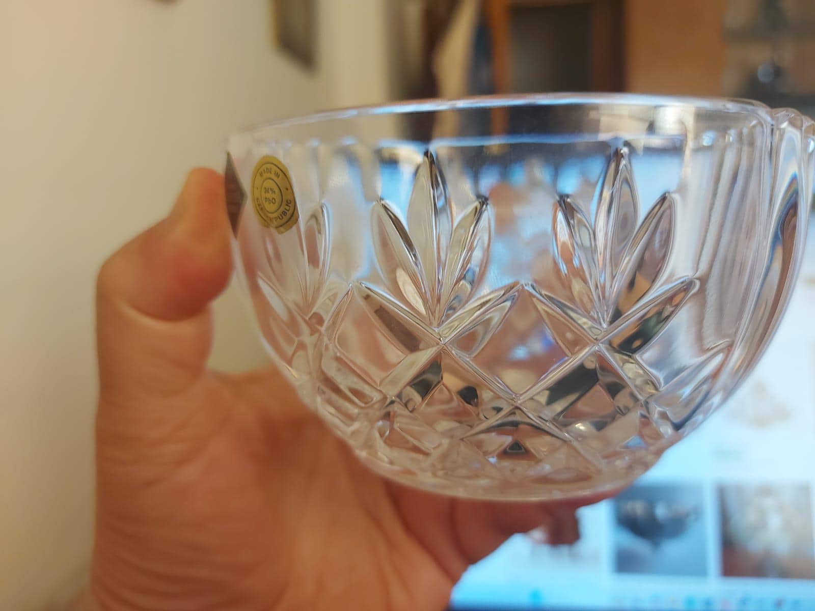 ヴィンテージ ボヘミア クリスタル ボウル：ハンドカットのチェコ