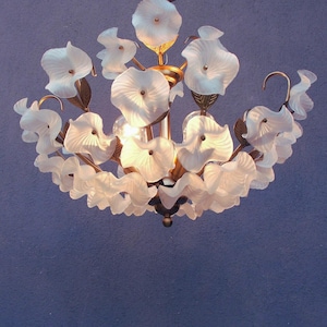 Vintage Brass Floral Chandelier – Art Nouveau Frosted Glass Flower Ceiling Light – Elegant Antique Style Pendant Handmade Glass Lamp 1970s