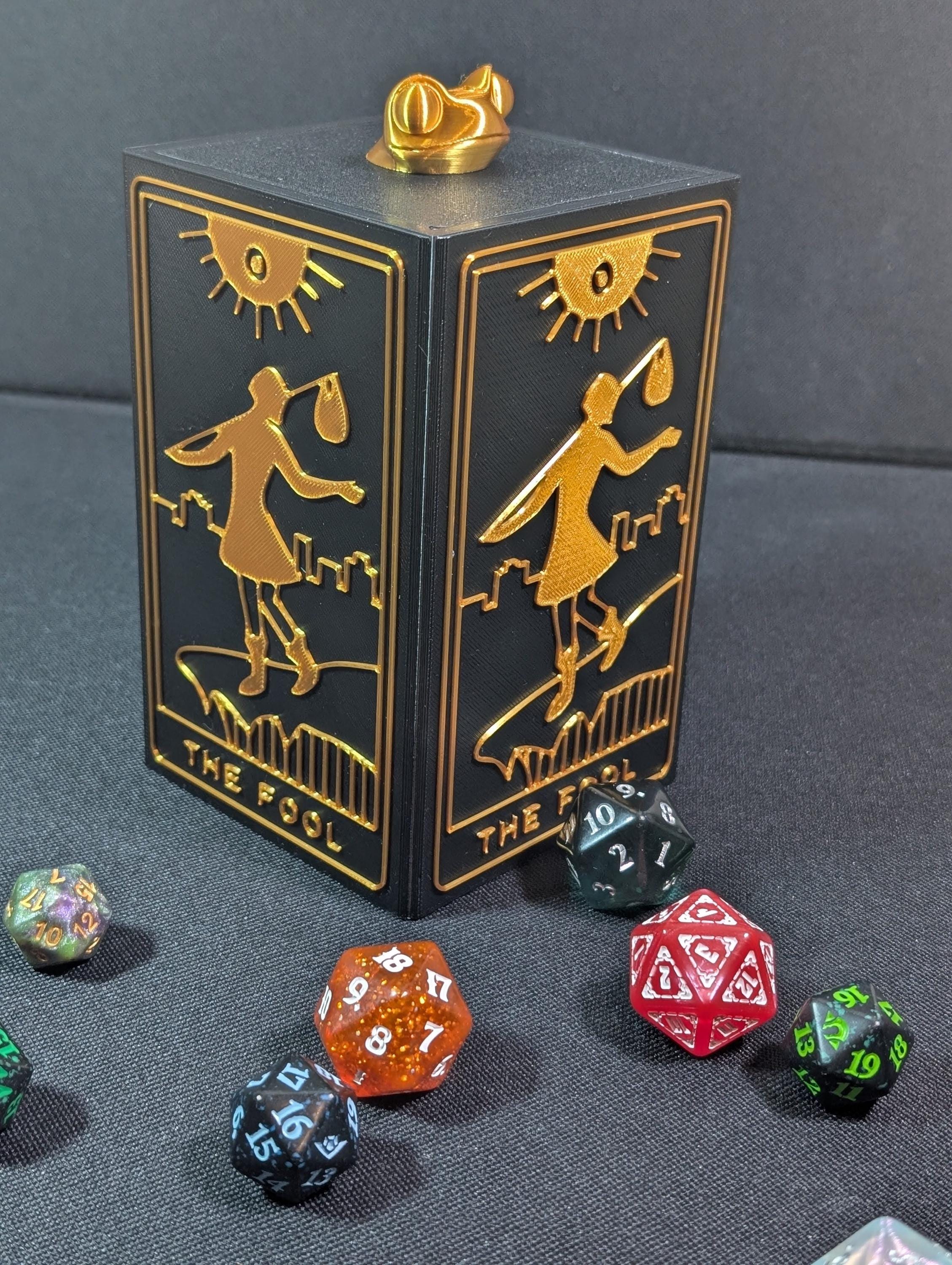XL MTG Deck Box: Flubs the Fool - Holds 100+ Double Sleeved Cards