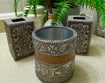 Portalápices vintage de metal oxidado de cobre y plata, elaborados a mano en Jaipuri (3 Pasari).