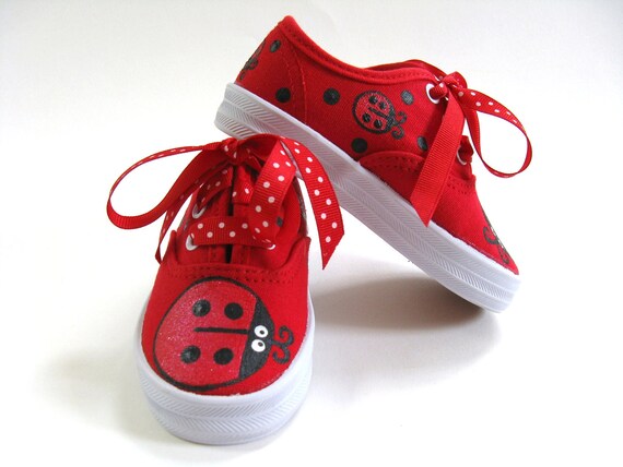girls red sneakers