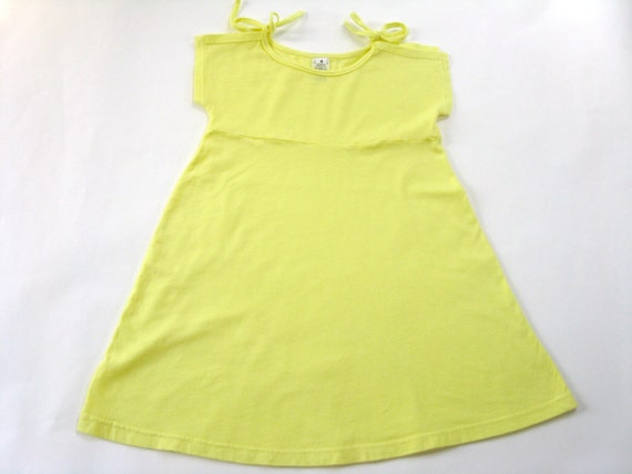 cute yellow sundress