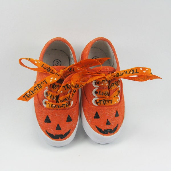 Jack O Lantern Pumpkin Shoes, Orange Glitter Halloween Baby Sneakers, Size 3