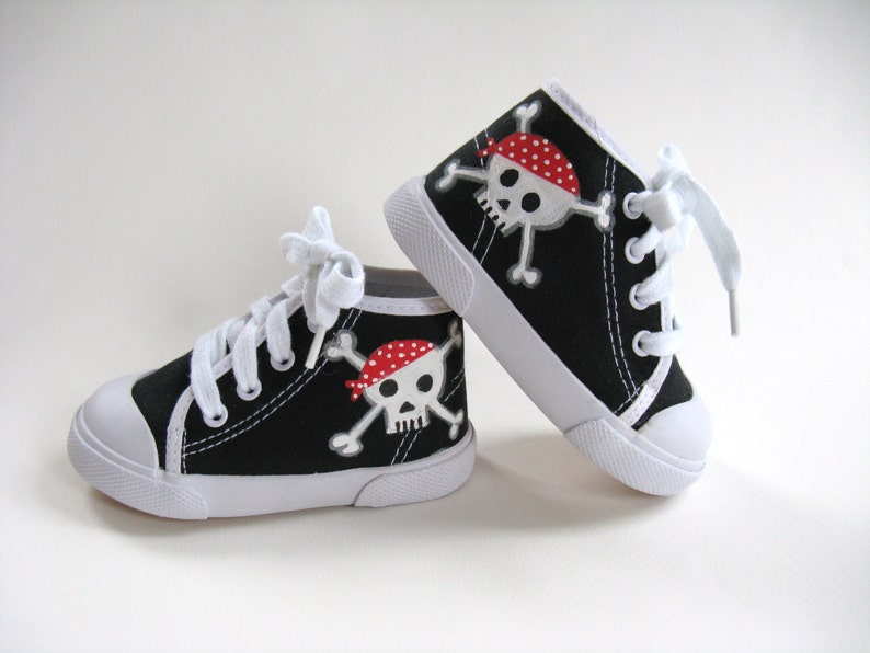 Pirate Shoes, Hand Painted Black Hi Tops for Baby Size 2 image 4