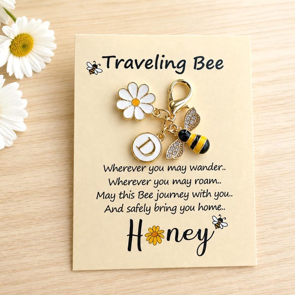 Custom Initials Bee Keychain Greeting Card Set Gift, Personalized Cute Bee Keychain Greeting Card Set, Mini Bee Daisy Keychain Greeting Card