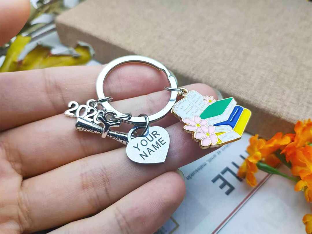 Personalized Graduation Cap Keychain, Custom Name Year Graduation Cap ...