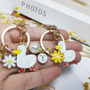 Lovely Handmade Custom Duck Keychain Gift, Personalized Duckling Daisy Keychain Decoration Accessory Gift for Her, Cute Animal Keychain Gift