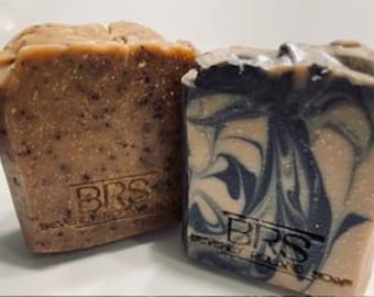 Coffee Scrub Bar/Iced Vanilla Woods (vegan/lard)