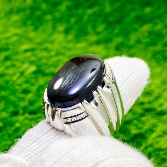 Yemeni Black Aqeeq Agate Ring: Handmade 925 Sterling Silver Mens