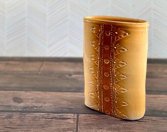 Amber flower vase // patterned porcelain vase, oval flower vase, amber brown ceramic vase, unique wedding gift, natural ceramic vase