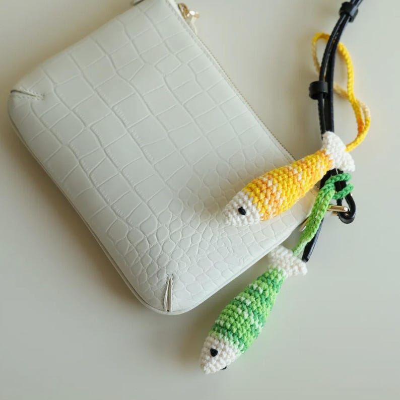 Sardine Häkelmuster, Amigurumi Fisch Schlüsselanhänger (PDF Anleitung) Bild 4