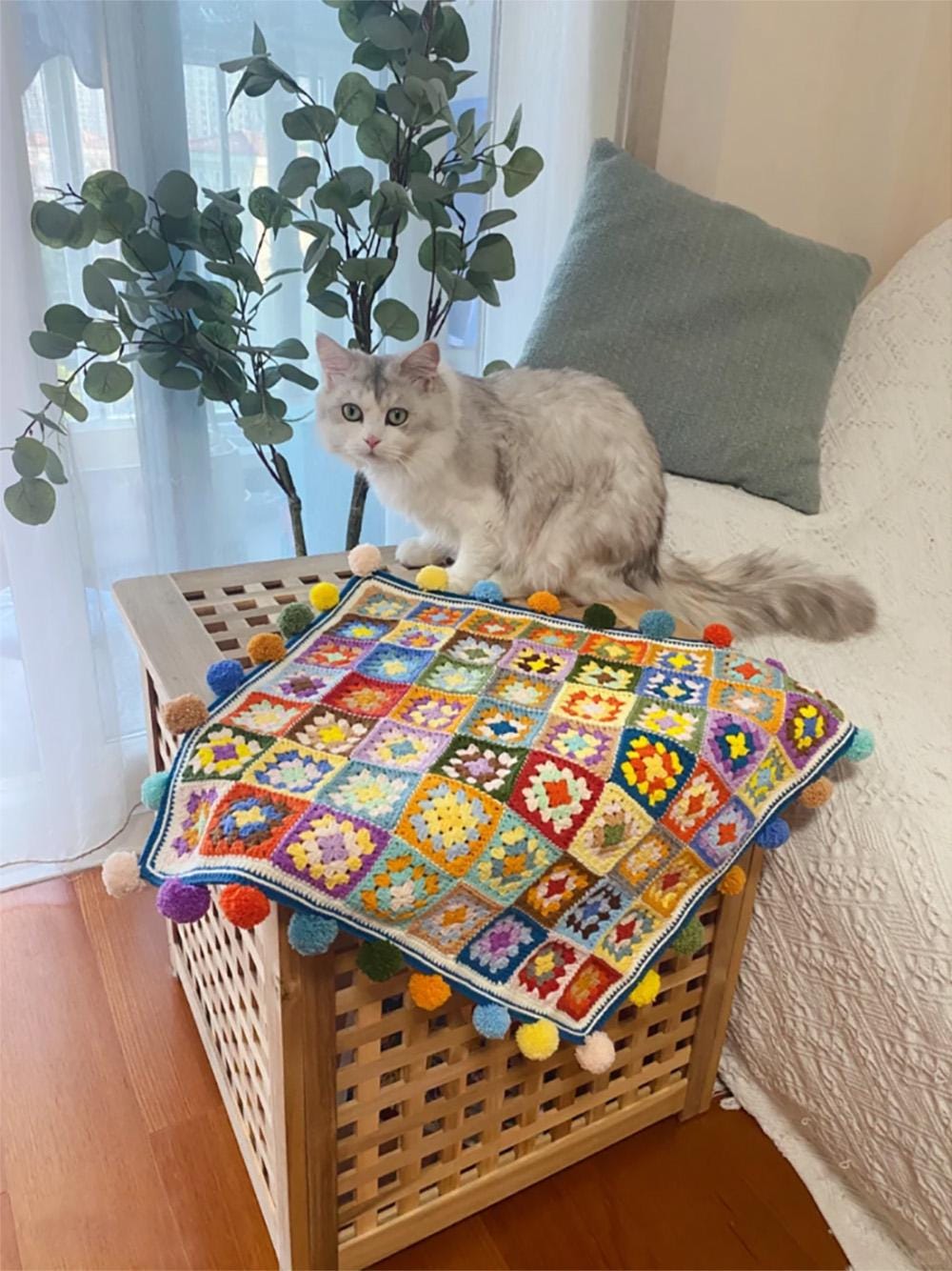 30 Cat Blanket Crochet Patterns: Cozy, Graphic, and Granny-Square Designs 27 Cat Blanket Granny Square Tapestry Decor Pattern