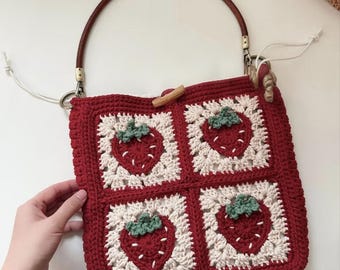 Strawberry Crochet Bag Pattern - Granny Square Tote Bag, Handmade Crochet Tutorial, Instant Download PDF