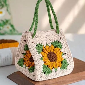 Sunflower Crochet Bag Pattern, Granny Square Handbag Women Purse PDF Tutorial, Handmade Crochet Gift