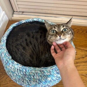 Crochet Pattern Cat Bed, Easy Pet Toy Pattern for Beginners, Kitty Accessories, Digital PDF Tutorial, Handmade Crochet Gifts image 5