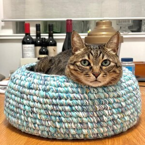 Crochet Pattern Cat Bed, Easy Pet Toy Pattern for Beginners, Kitty Accessories, Digital PDF Tutorial, Handmade Crochet Gifts image 2