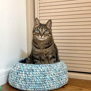 Crochet Pattern Cat Bed, Easy Pet Toy Pattern for Beginners, Kitty Accessories, Digital PDF Tutorial, Handmade Crochet Gifts image 4