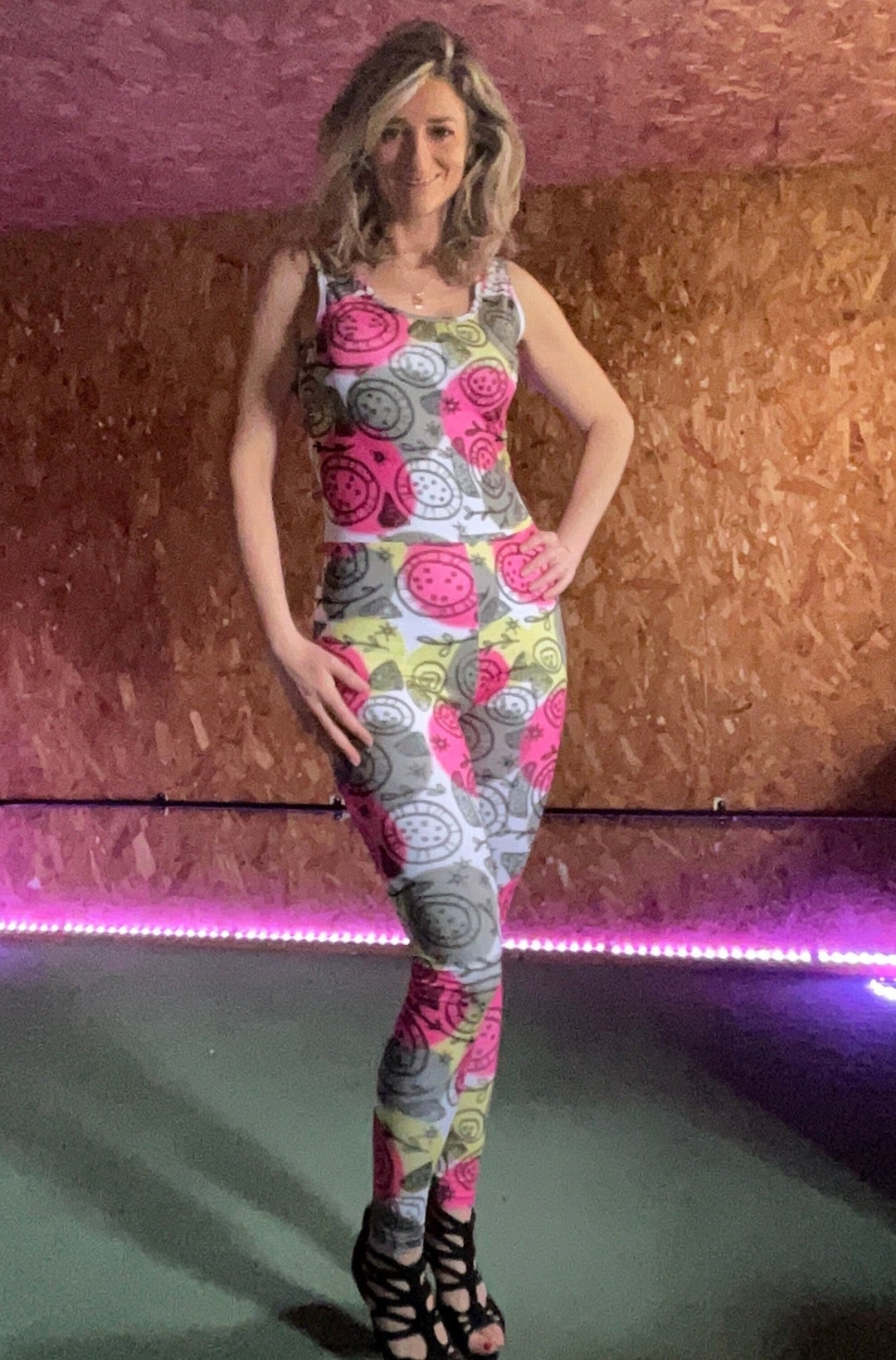 Raspberry Neon Naugthy Set