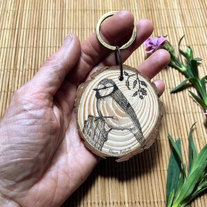Wooden keyring Hand painted Bird Wood keychain Wood slice art Nature lover gift Customized gift New home gift Custom bag charm for keys