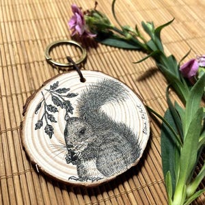 Wood keychain Squirrel Hand Painted Wooden keyring Wood slice art Nature lover gift New home gift Customized gift Personalized keys holder