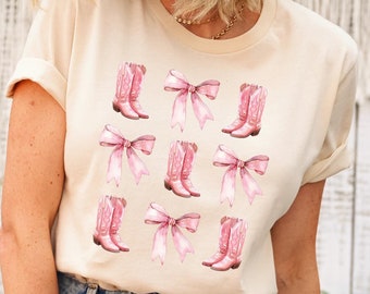 Retro Comfort Pink Coquette Bow T-Shirt, Cowgirl Stiefel Shirt, Country Konzert Sweatshirt, Western Grafik T-Shirt, Retro Cowgirl Geschenk