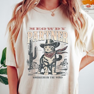 Meowdy Partner Cowboy Cat Shirt, Retro Cowboy Shirt, Funny Cowboy Cat Shirt, Cowboy Lover Gift, Aesthetic Women&#39;s Sweater, Western Cat Shirt