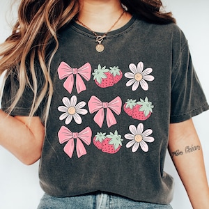 Retro Comfort Boho Strawberry Shirt, Fruit Shirt, Summer T-Shirt, Cute Strawberry Gift, Strawberry Lover Shirt, Berry Graphic Tee