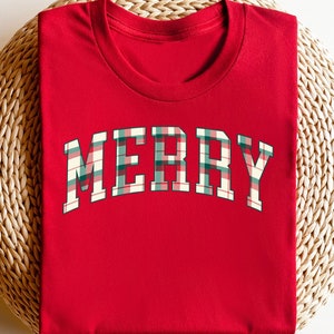 Merry Christmas Sweatshirt, Christmas Shirts, Cute Winter Sweater, Christmas Shirt For Women, Retro Christmas Crewneck, Xmas Holiday Gift