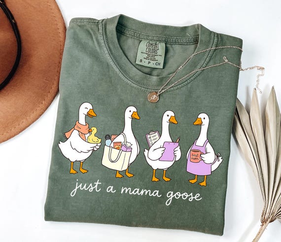 Comfort Colors Mama Goose Shirt, Funny Mom Life Tee, Cute Mother’s Day Gift, Relatable Mom Humor Graphic Tshirt, Mama Matching Outfits