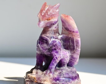 Dream amethyst Dragon Carving，Crystal dragon， Dragon figurine，Natural Quartz Crystal Specimen
