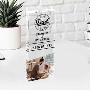 Cartera de cuero personalizada para papá / Regalo personalizado para el Día del Padre con grabado de parte de sus hijos o esposa / Regalo único para él o su esposo / Día del Padre
