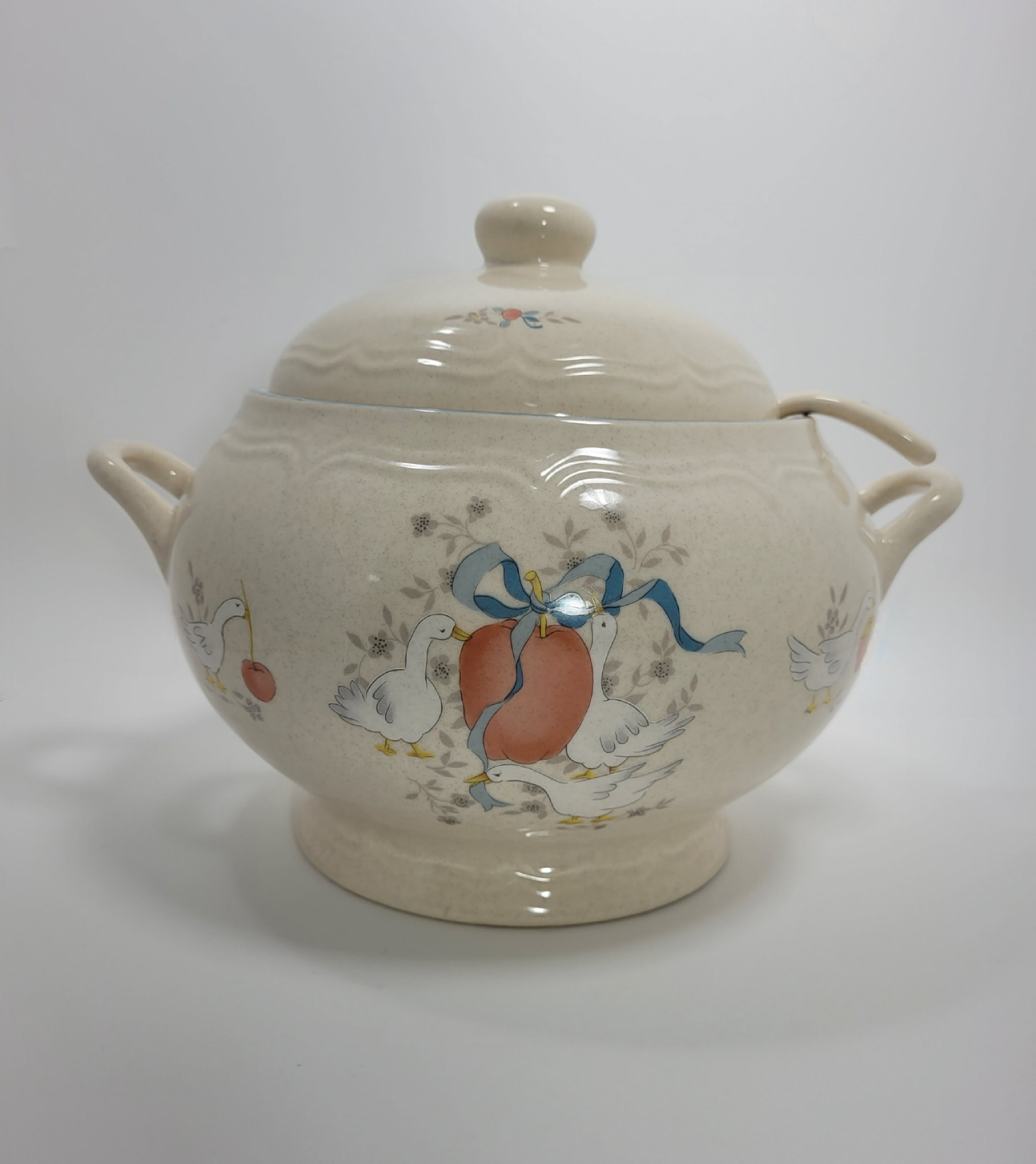 Marmalade Soup Tureen With Lid and Ladle by International Japan